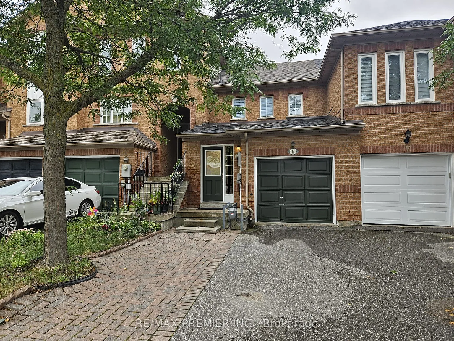 2 bed, $3,000 — Photo 2