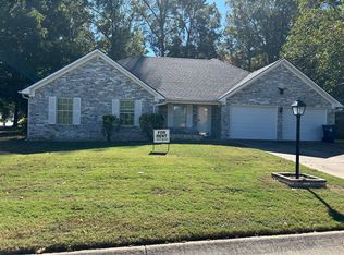 101 Nemours Ct, Maumelle, AR 72113