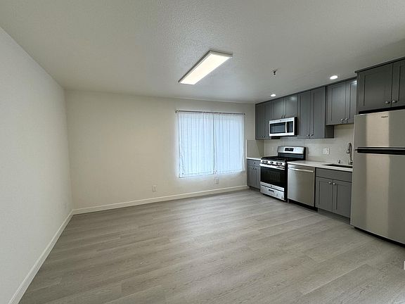 2nd image of 55 Sadowa St #C