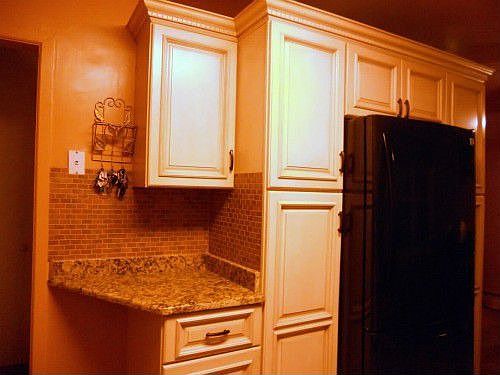 Beautiful cabinetry in such abundance.