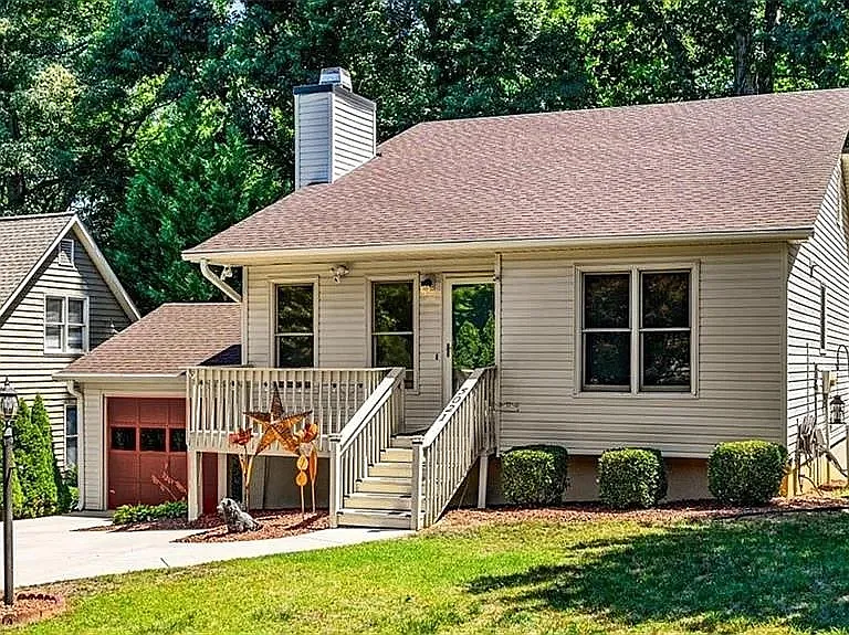 5021 Mereworth Ct — Photo 2