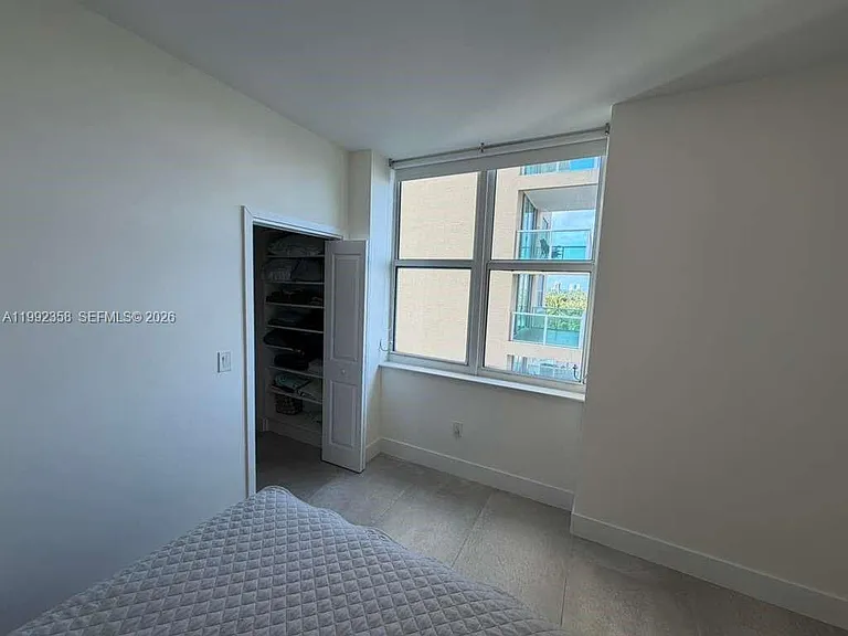 3330 NE 190th St #710 — Photo 6