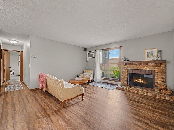 2nd image of 2079 Parkside Dr #E-3