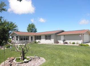 650 Schmitt Ln, Harpers Ferry, IA 52146