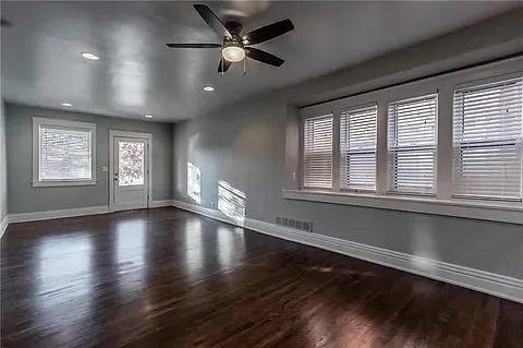 3535 Jefferson St — Photo 6