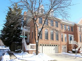 7 Cherry Blossom Ct, Gaithersburg, MD 20878