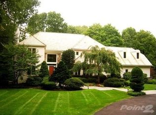 357 Spring Mill Rd, Villanova, PA 19085