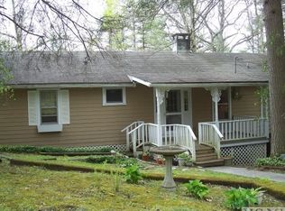 371 Wyanoak Dr, Scaly Mountain, NC 28775