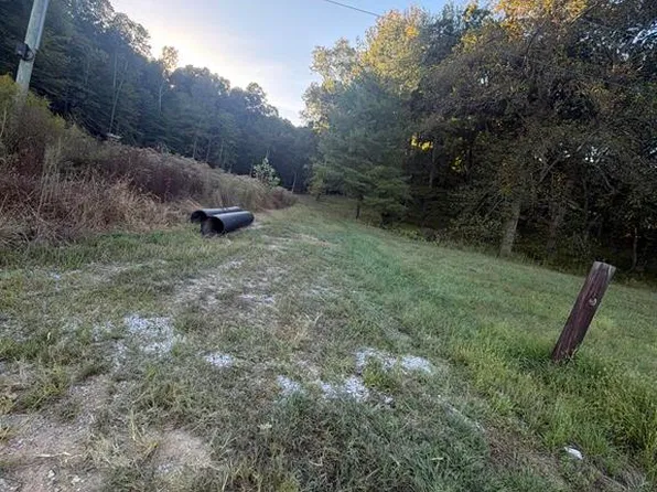 8726 Highway 762, Philpot, KY 42366