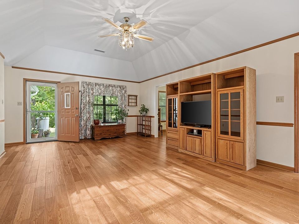 155 Madonna Dr Munford, TN, 38058 Apartments for Rent Zillow