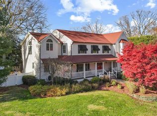 1 Kevin Ct, Park Ridge, NJ 07656