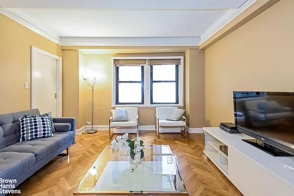 Rented by Brown Harris Stevens | media 24