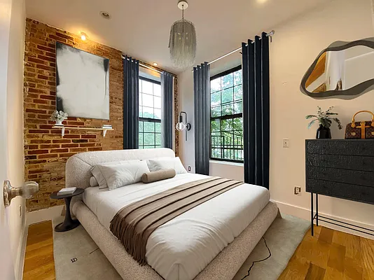 Rented by Pear NYC LLC | media 1