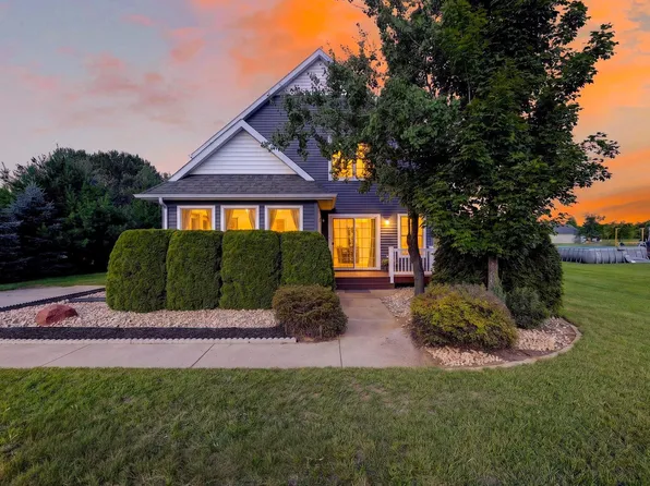 2587 Dockside Dr, Friendship, WI 53934