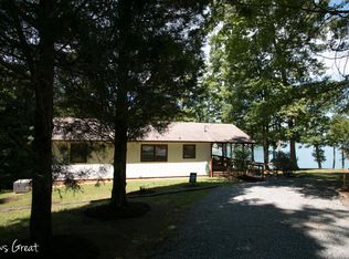 115 Anthony Home Rd, Huddleston, VA 24104