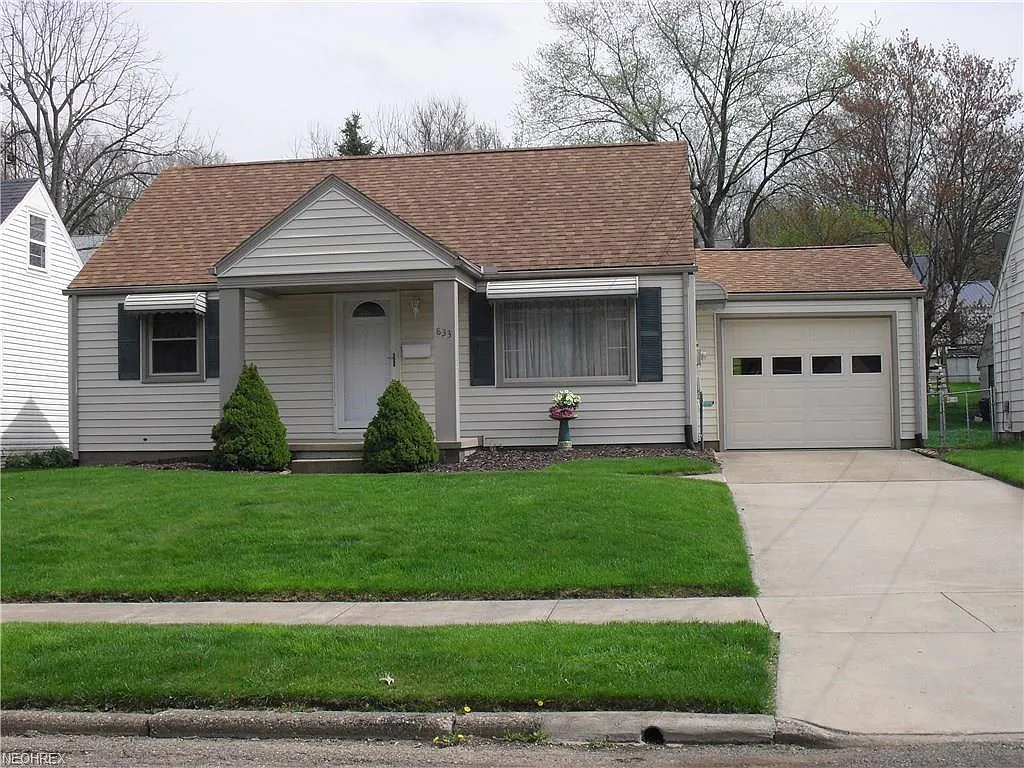 833 Franklin Rd NE photo 1