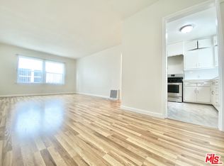 12343 Riverside Dr, Valley Village, CA 91607