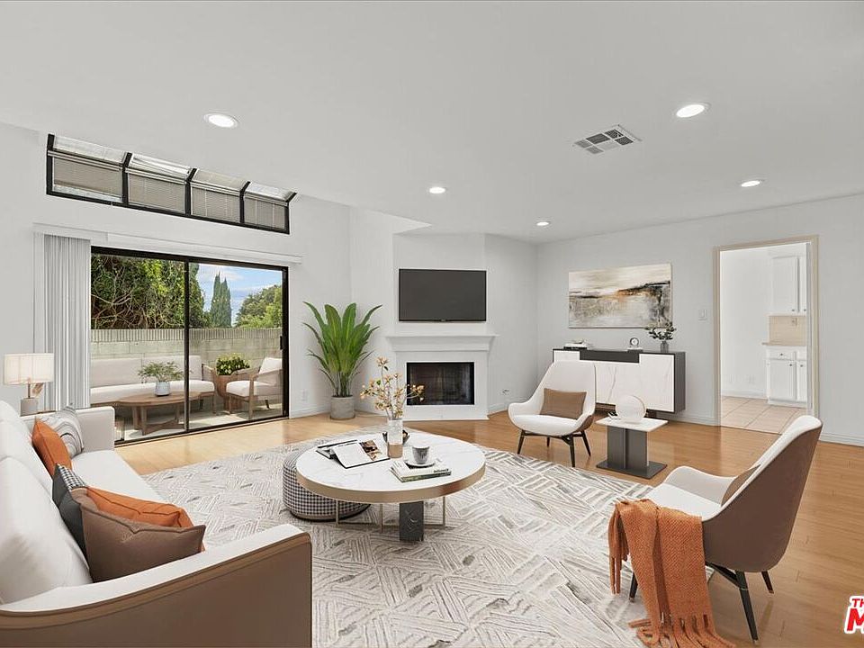 1st image of 10764 National Blvd