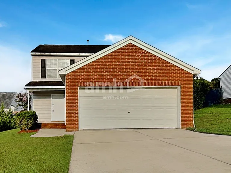 1516 Clover Ridge Ct — Photo 1