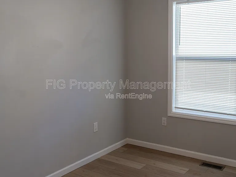 3225 Bikers Path Way — Photo 6