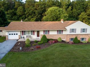 205 Woodglen Rd, Birdsboro, PA 19508