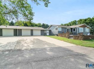 48455 254th St, Garretson, SD 57030