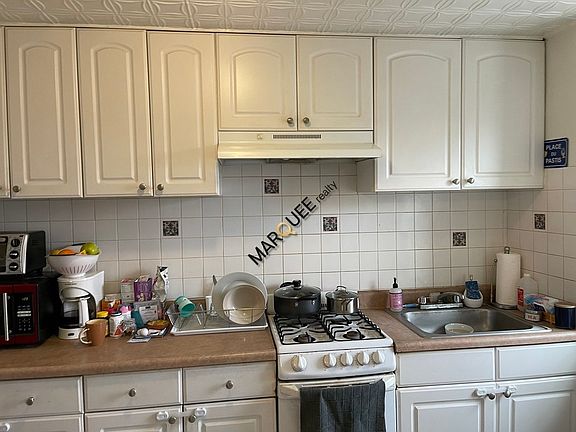 2nd image of 21-39 23rd St #3A
