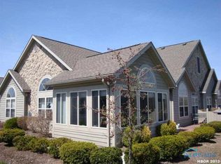 7739 Point Dr, Findlay, OH 45840
