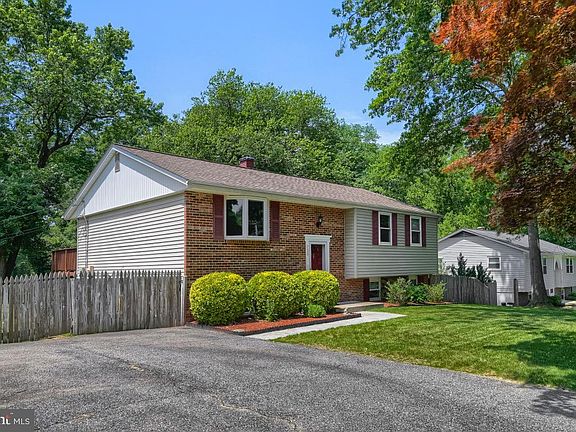 2nd image of 753 Benfield Blvd