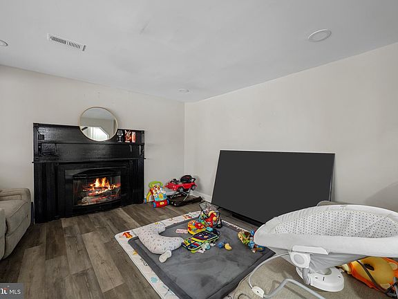 5th image of 120 Kinship Rd