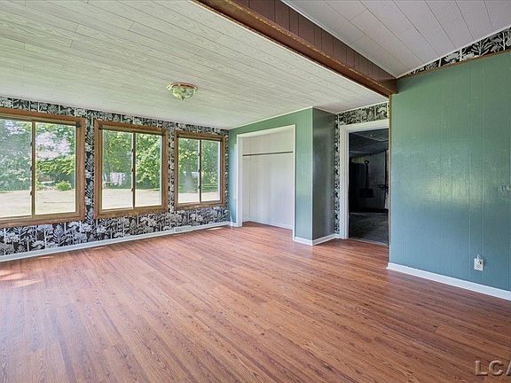 5th image of 1237 Vine St