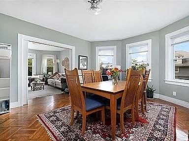 4th image of 78 Cypress St Floor 1