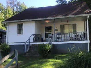 70 Milltown Rd, Robbinsville, NC 28771