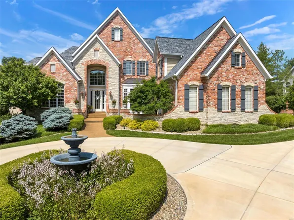 1655 Wilson Ave, Chesterfield, MO 63005