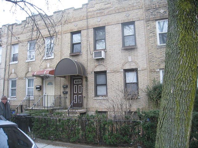 2nd image of 3149 47th St
