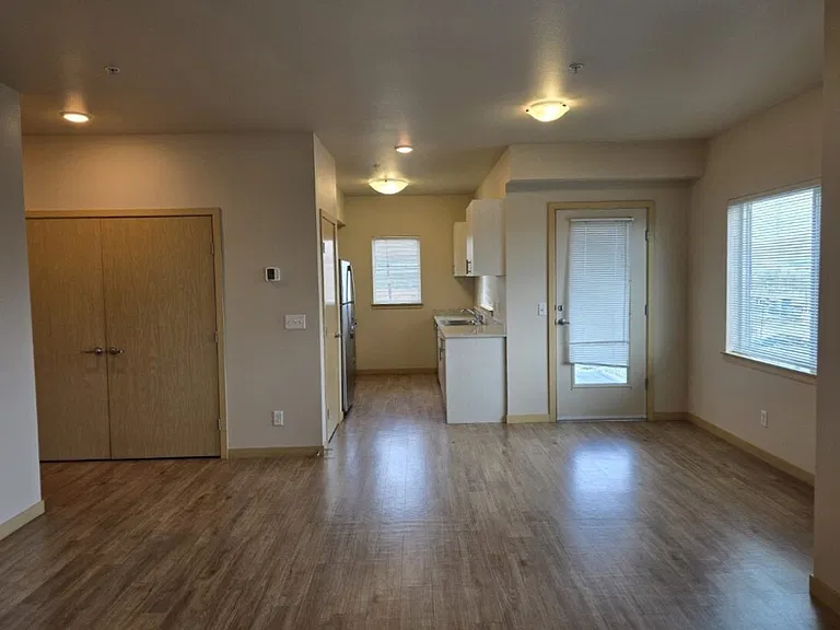 Deer Haven Apartments — Photo 42