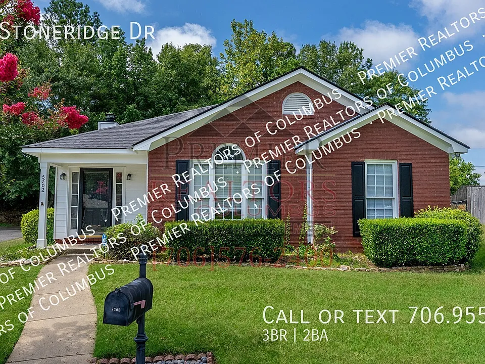 5702 Stoneridge Dr