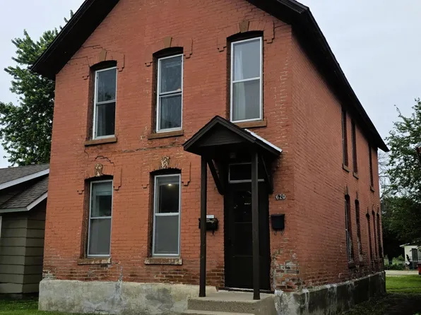620 W 4th St, Winona, MN 55987