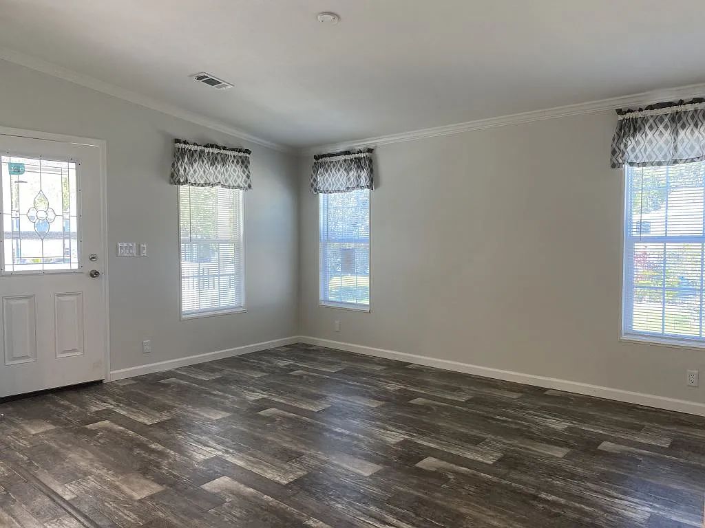2 bed, 2.0 bath, 1244 sqft, $1,599 — Photo 4