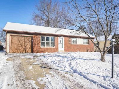 111 Laurel Ln, East Peoria, IL, 61611