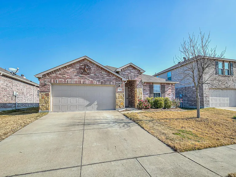 120 Abelia Dr — Photo 31