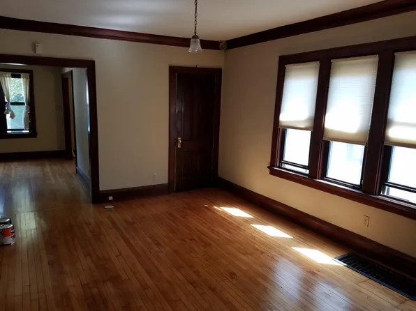 2463 N Booth St, Milwaukee, WI 53212