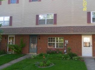 904 S Armour St, Allentown, PA 18103