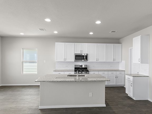 4th image of 1221 Teychas Dr