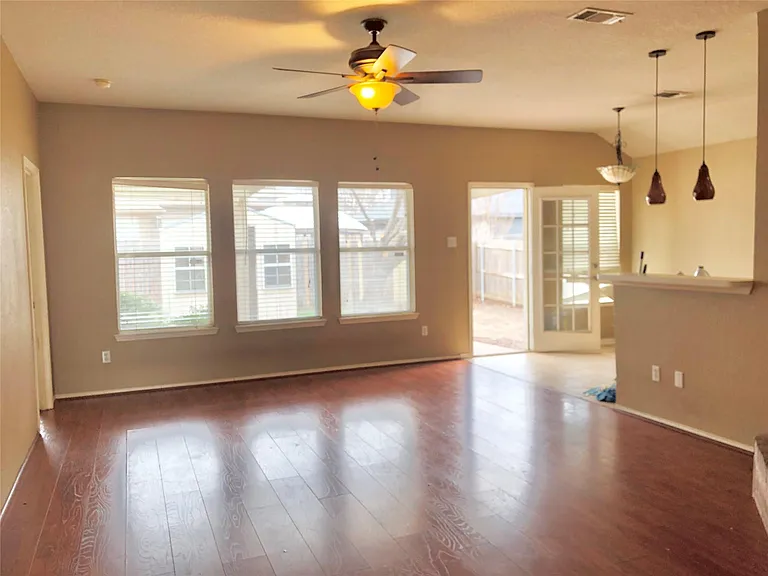 3007 Rustic Meadow Trl — Photo 2