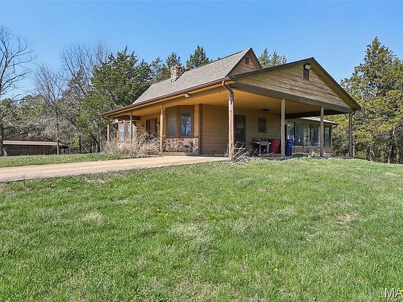 2nd image of 4455 Cedar Tree Ln