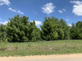 Oak View Dr #28, Shawano, WI 54166