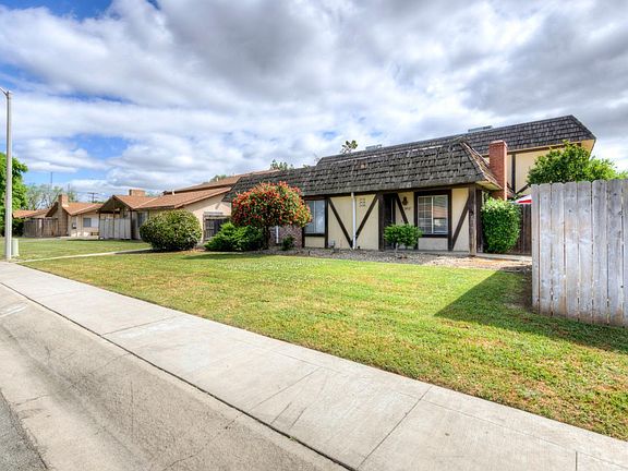 3rd image of 2432 N Sallee Ct