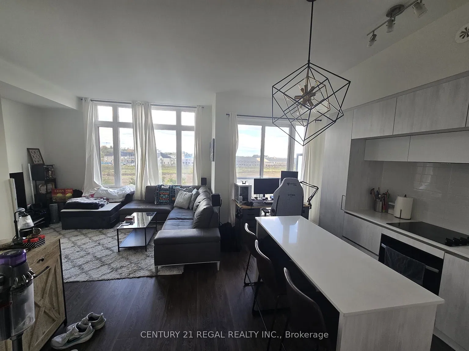 2 bed, $2,950 — Photo 2