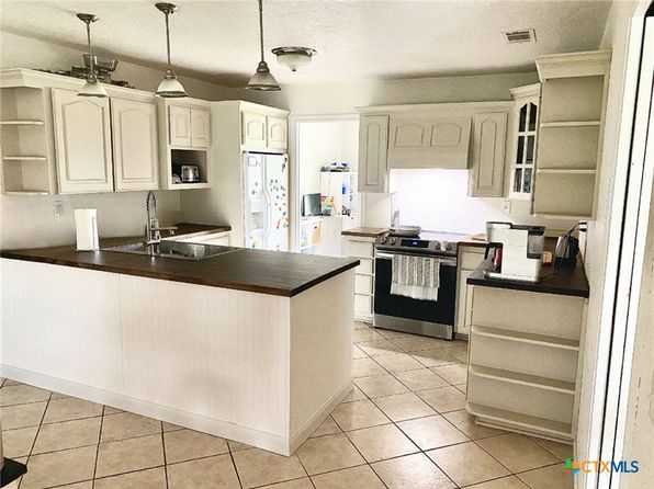 953 County Road 3351, Kempner, TX 76539